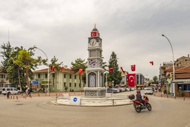iznik.bursa,türkiye- 14 Temmuz 2019. İznik olarak bilinen İznik, eski çağlardan beri İznik Gölü'nün doğu kıyısında yer almaktadır. İznik'teki eski ve tarihi binalardan görünüm.