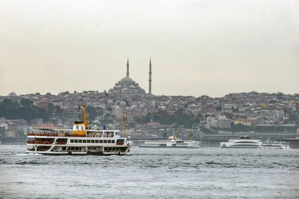 Βοσπόρου Κωνσταντινούπολη Τουρκία Μαΐου 2019 Κωνσταντινούπολη Βόσπορο Σας Δίνει Μια — Φωτογραφία Αρχείου