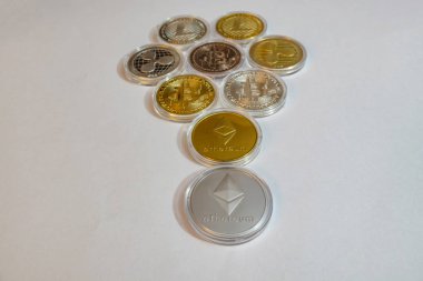 cyripto para madenciliği. fiziksel kripto para sikke yakın.