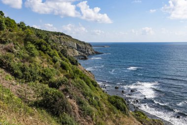 istanbul,turkey-july 28,2019.stanbul,Boğaziçi size garipce köyünden deniz kenarı ile harika bir doğa ve şehir manzarası sunar.