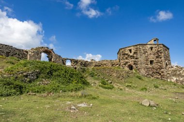 istanbul,turkey-july 28,2019.stanbul,Boğaziçi karadenize yakın Rumeli Feneri Kalesi ile size harika bir doğa ve şehir manzarası sunar.