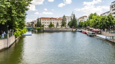 eskişehir,türkiye-4 Haziran 2019.Eskişehir çok tarihi bir şehirdir. Eskişehir'de modern binalar ve porsuk nehri ile hala inanılmaz tarihi bir atmosfer hissedebilirsiniz.