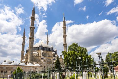 Edirne,Türkiye-4 Ağustos 2019.Selimiye Camii, Edirne'de bulunan bir Osmanlı camisidir. Selimiye Camii'nden genel görünüm.