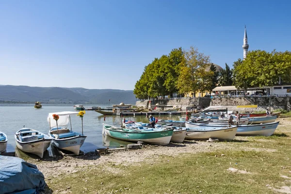 Golyazi Bursa Peru Agosto 2019 Aldeia Golyazi Nas Margens Lago — Fotografia de Stock