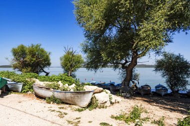 golyazi,bursa,türkiye-12 Ağustos 2019. Bursa'da Uluabat gölü kıyısındaki Gölyazı köyü. Gölyazı'dan Manzara