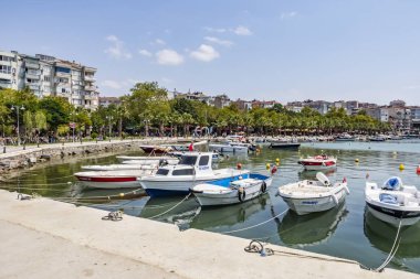 silivri,İstanbul,14 Ağustos 2019.Silivri (eski Selymbria) Türkiye'de Marmara Denizi kıyısında İstanbul ilinin bir ilçesi ve ilçesidir. deniz kenarı ve tekneler ile silivri cityscape.