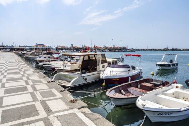 silivri,İstanbul,14 Ağustos 2019.Silivri (eski Selymbria) Türkiye'de Marmara Denizi kıyısında İstanbul ilinin bir ilçesi ve ilçesidir. deniz kenarı ve tekneler ile silivri cityscape.