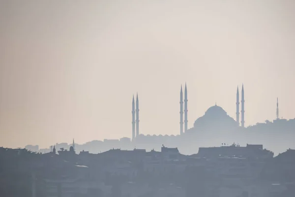 Κωνσταντινούπολη Τουρκία Αυγούστου 2019 Κωνσταντινούπολη Ονειρεμένη Πόλη Στη Μέση Της — Φωτογραφία Αρχείου
