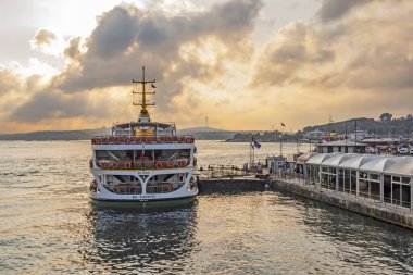 istanbul,türkiye-27 Ağustos 2019.istanbul,asya ve avrupa kıtasının ortasında rüya şehir . istanbuldan görünüm.