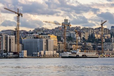 istanbul,türkiye-27 Ağustos 2019.istanbul,asya ve avrupa kıtasının ortasında rüya şehir . istanbuldan görünüm.