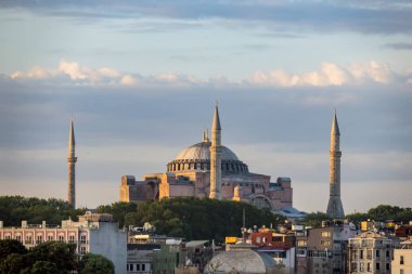 istanbul,türkiye-27 Ağustos 2019.istanbul,asya ve avrupa kıtasının ortasında rüya şehir . istanbuldan görünüm.