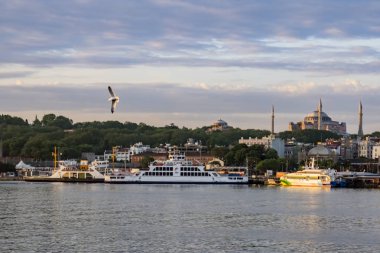 istanbul,türkiye-27 Ağustos 2019.istanbul,asya ve avrupa kıtasının ortasında rüya şehir . istanbuldan görünüm.