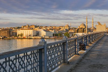 istanbul,türkiye-27 Ağustos 2019.istanbul,asya ve avrupa kıtasının ortasında rüya şehir . istanbuldan görünüm.