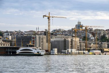 istanbul,türkiye-27 Ağustos 2019.istanbul,asya ve avrupa kıtasının ortasında rüya şehir . istanbuldan görünüm.