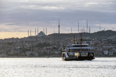 istanbul,türkiye-27 Ağustos 2019.istanbul,asya ve avrupa kıtasının ortasında rüya şehir . istanbuldan görünüm.