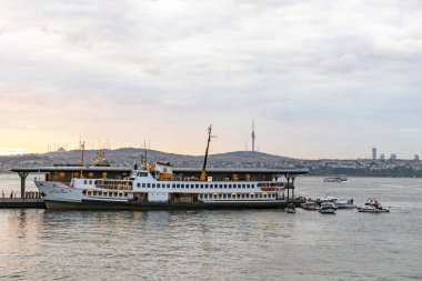 istanbul,türkiye-27 Ağustos 2019.istanbul,asya ve avrupa kıtasının ortasında rüya şehir . istanbuldan görünüm.