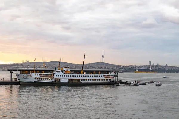 Istanbul Pavo Agosto 2019 Istanbul Ciudad Ensueño Medio Asia Continente —  Fotos de Stock