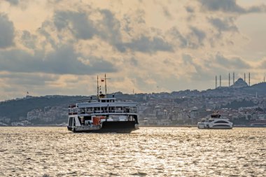istanbul,türkiye-27 Ağustos 2019.istanbul,asya ve avrupa kıtasının ortasında rüya şehir . istanbuldan görünüm.