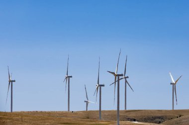 doğal kaynaklardan yenilenebilir enerji