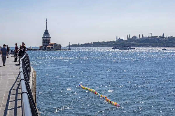 Uskudar Istanbul Peru Agosto 2019 City View Uskudar Maiden Tower — Fotografia de Stock