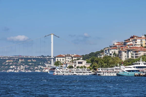 Uskudar Istanbul Turkey August 2019 City View Uskudar Beauty Bosporus — стоковое фото