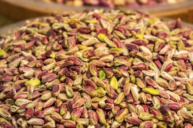 Toptan kabuksuz fıstıkları kapatın..