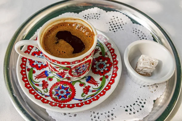 Traditional Turkish Coffee Cupwith Turkish Delight — ストック写真