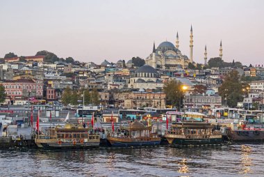 İstanbul, 14 Ekim 2019. Asya ve Avrupa kıtaları arasında rüya şehri. İstanbul 'dan şehir manzarası