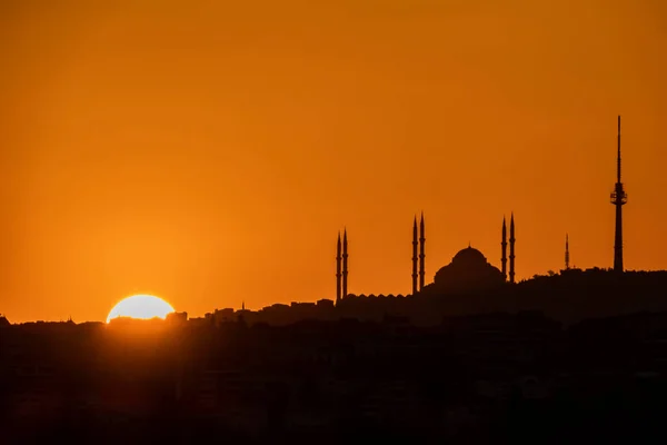 Nascer Sol Silhueta Mesquita Istanbul —  Vetores de Stock