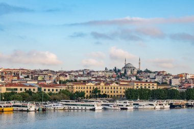 İstanbul, 26 Haziran 20.Rüya Şehri İstanbul, Asya ve Avrupa kıtaları arasında. Yaz mevsiminde İstanbul 'dan manzara ve şehir manzarası.