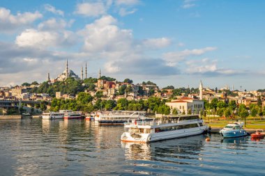 İstanbul, 26 Haziran 20.Rüya Şehri İstanbul, Asya ve Avrupa kıtaları arasında. Yaz mevsiminde İstanbul 'dan manzara ve şehir manzarası.