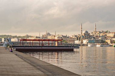 İstanbul, 26 Haziran 20.Rüya Şehri İstanbul, Asya ve Avrupa kıtaları arasında. Yaz mevsiminde İstanbul 'dan manzara ve şehir manzarası.