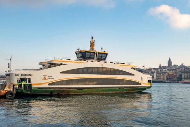 İstanbul, Hindi-Haziran 29.20.dream city istanbul, Asya ile Avrupa kıtaları arasında. Yaz sezonu ile sabah erken saatlerinde İstanbul 'dan manzara ve şehir manzarası.