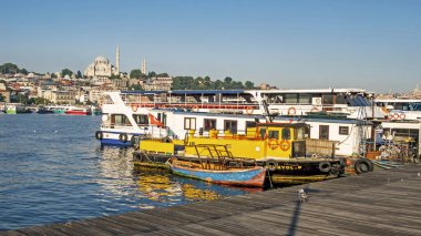 İstanbul, Hindi-Haziran 29.20.dream city istanbul, Asya ile Avrupa kıtaları arasında. Yaz sezonu ile sabah erken saatlerinde İstanbul 'dan manzara ve şehir manzarası.