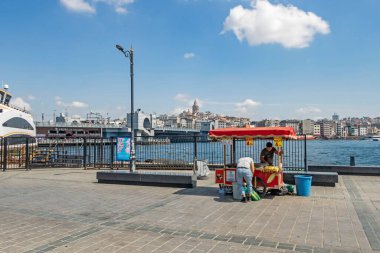 İstanbul, 6 Ağustos 2020 yaz ve sabah saatlerinde İstanbul 'dan şehir hayatı ve şehir manzarası..