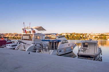 İstanbul, 6 Ağustos 2020 yaz ve sabah saatlerinde İstanbul 'dan şehir hayatı ve şehir manzarası..