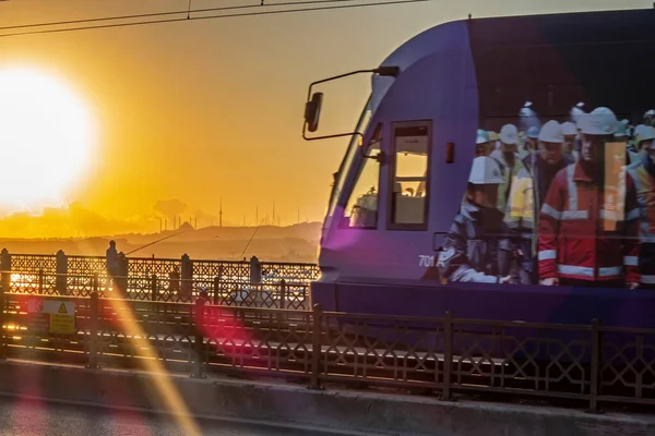 İstanbul, 6 Ağustos 2020 yaz ve sabah saatlerinde İstanbul 'dan şehir hayatı ve şehir manzarası..