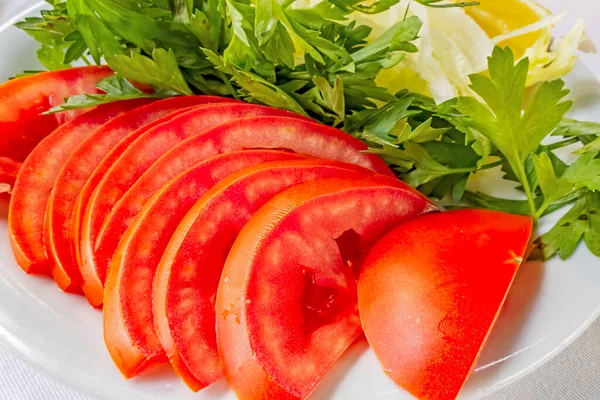 Ensalada Fresca Con Tomates Hierbas —  Fotos de Stock