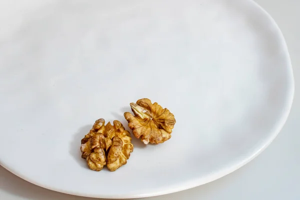 Unshelled Walnuts White Plate — Stock Photo, Image