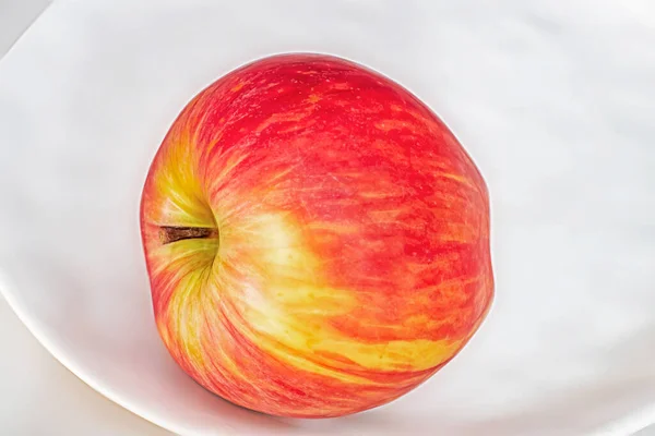 Red Apples White Plate — Stock Photo, Image