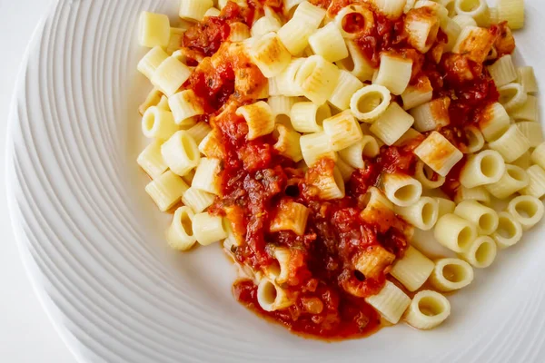 Pronto Mangiare Pasta Con Sugo Pomodoro — Foto Stock