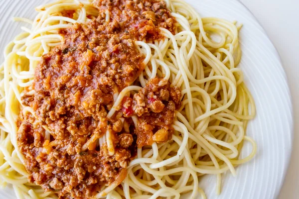 Spaghetti Con Salsa Pomodoro Piatto Bianco — Foto Stock