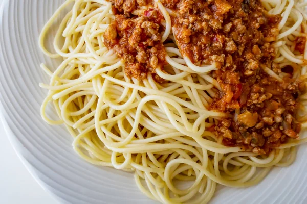 Spaghetti Con Salsa Pomodoro Piatto Bianco — Foto Stock