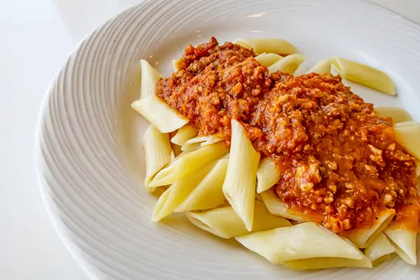 Pronto Mangiare Pasta Con Sugo Pomodoro — Foto Stock