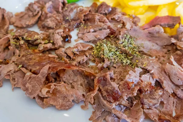 Tabakta Kebap Var — Stok fotoğraf