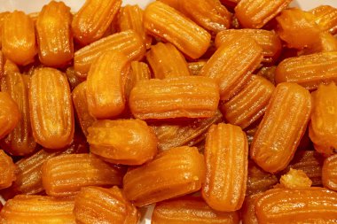 Tulumba tatlısı, Osmanlı mutfağında ve eski Osmanlı İmparatorluğu 'nun bölgesel mutfağında bulunan kızartılmış bir tatlıdır..