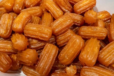 Tulumba tatlısı, Osmanlı mutfağında ve eski Osmanlı İmparatorluğu 'nun bölgesel mutfağında bulunan kızartılmış bir tatlıdır..