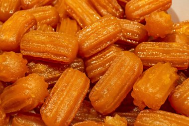 Tulumba tatlısı, Osmanlı mutfağında ve eski Osmanlı İmparatorluğu 'nun bölgesel mutfağında bulunan kızartılmış bir tatlıdır..