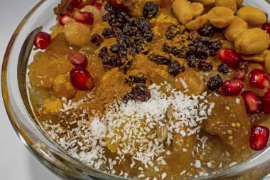 Geleneksel Türk aromasını yemeye hazır ol, Manti.