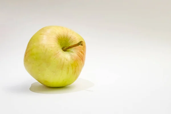 Zelené Jablko Bílém Pozadí — Stock fotografie